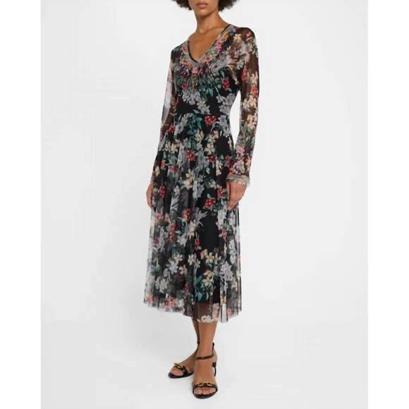 Silk Chiffon Maxi Dress Zimmermann Chiffon Dress BHLDN Floral Chiffon Plunge Long-Sleeve Ruffle Maxi Dress Silk Chiffon Maxi Dress Zimmermann Chiffon Dress BHLDN Floral Chiffon Plunge Long-Sleeve Ruffle Maxi Dress